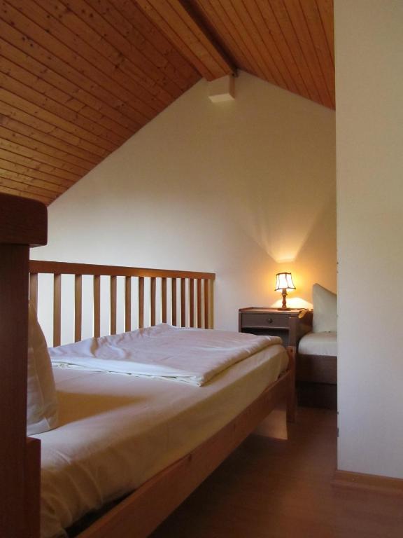 Hotel Gasthof Humplbräu Wolfratshausen Rum bild